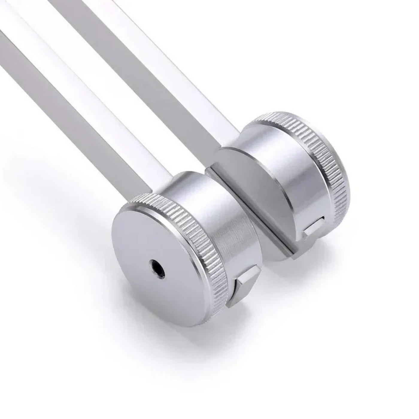 Lunava Vibrolöser Stimmgabel 128 Hz – Detailansicht der Gewichte